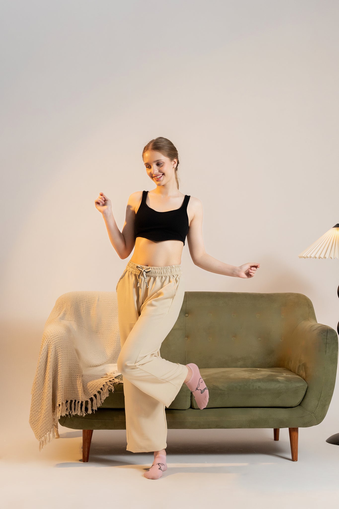 Exhale ease - in Beige